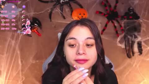 Snapshot of nina_fierce chatting on 10/21/25, 02:45 Ketrin online show from 10/21/25, 02:45