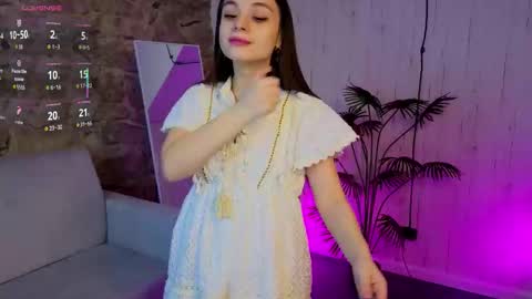 Snapshot of nina_fierce chatting on 02/24/26, 01:36 Ketrin online show from 02/24/26, 01:36