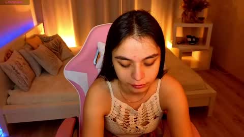 Snapshot of nina_fierce chatting on 04/13/26, 01:44 Ketrin online show from 04/13/26, 01:44