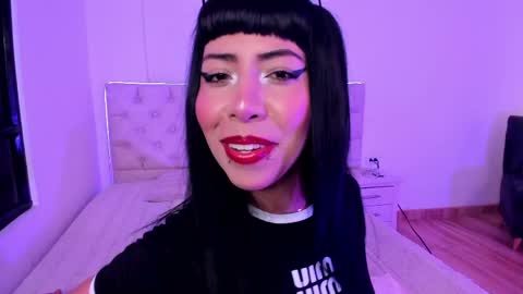Nina Fox  online show from 05/22/26, 03:35