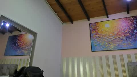 Snapshot of nina_glow_ chatting on 05/12/26, 11:29 nina_glow_ online show from 05/12/26, 11:29