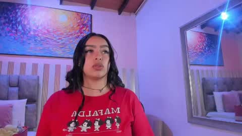 Snapshot of nina_glow_ chatting on 05/26/26, 11:17 nina_glow_ online show from 05/26/26, 11:17