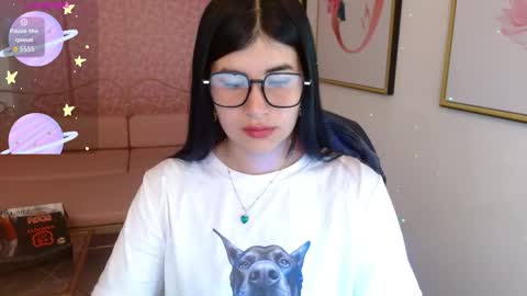 Snapshot of nina_harpper_ chatting on 03/04/26, 12:33 Nina online show from 03/04/26, 12:33