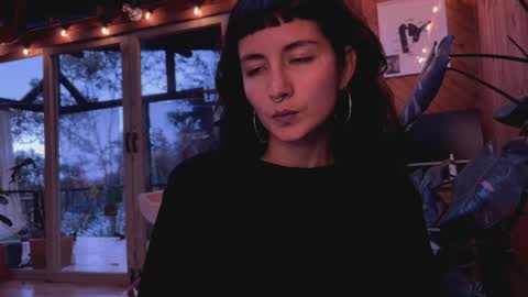 Snapshot of nina_just chatting on 04/27/26, 09:02 Nina. online show from 04/27/26, 09:02