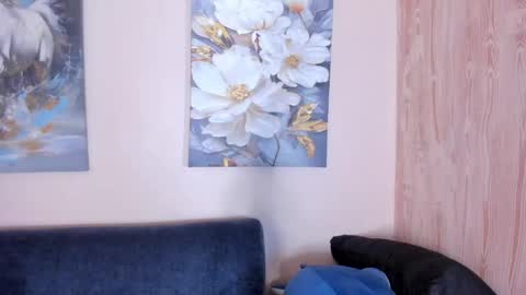 Snapshot of nina_kmay chatting on 04/15/26, 07:10 nina_kmay online show from 04/15/26, 07:10