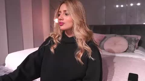 Angie online show from 07/02/26, 04:40