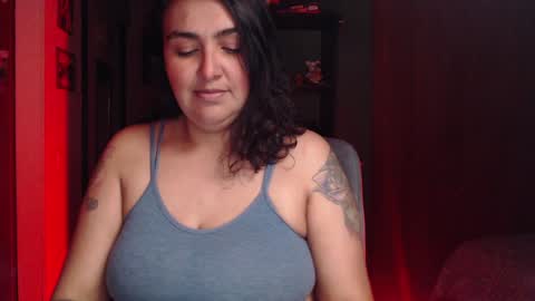 Nina Moon online show from 01/10/25, 02:46