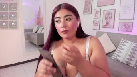 nina_voss online show from 05/06/26, 09:20