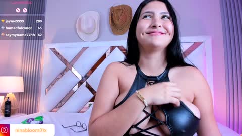 Nina online show from 01/14/25, 10:27