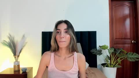 Nina online show from 01/28/25, 06:07