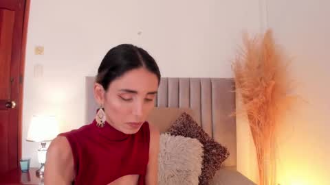 Nina online show from 02/25/25, 06:09
