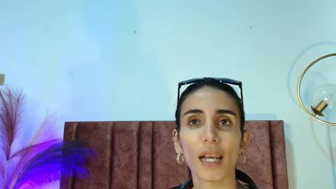 Nina online show from 09/20/25, 06:09