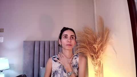 Nina online show from 10/18/25, 06:08