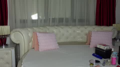 NinaCrystal online show from 02/21/25, 06:51