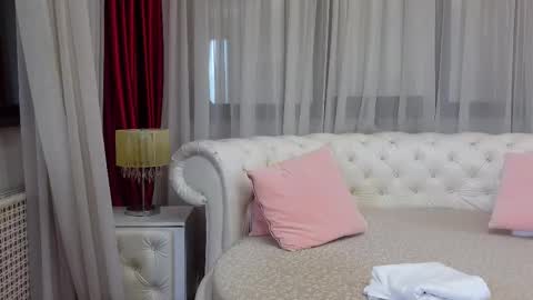 NinaCrystal online show from 03/11/25, 07:58