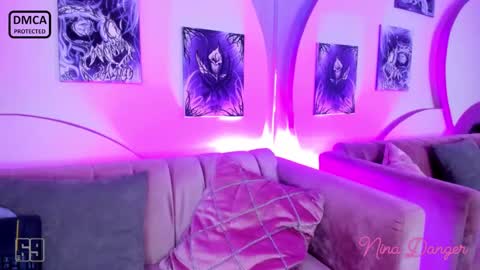 Snapshot of ninadanger chatting on 12/04/24, 05:44 Heyyy guys Im Ninas crazy online show from 12/04/24, 05:44