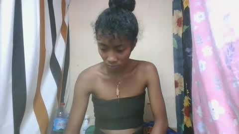 ninaeaa online show from 12/16/25, 06:07