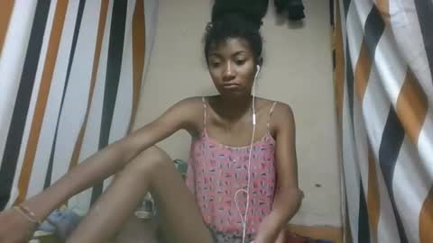 ninaeaa online show from 01/12/26, 06:07