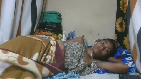 ninaeaa online show from 02/02/26, 07:29