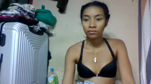 Snapshot of ninaeaa chatting on 06/16/26, 07:55 ninaeaa online show from 06/16/26, 07:55