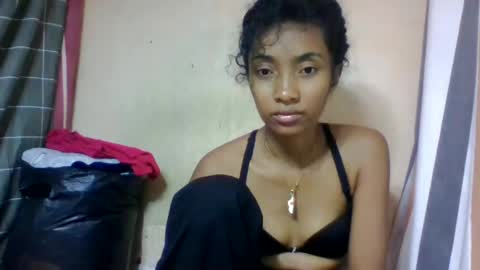 Snapshot of ninaeaa chatting on 06/18/26, 09:25 ninaeaa online show from 06/18/26, 09:25