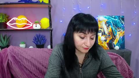 ninaflawlees online show from 01/25/25, 12:17