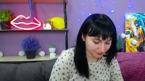 ninaflawlees online show from 01/31/25, 02:04