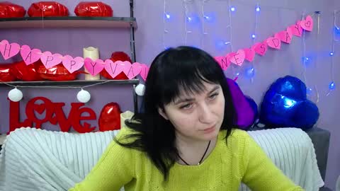 ninaflawlees online show from 02/08/25, 05:40