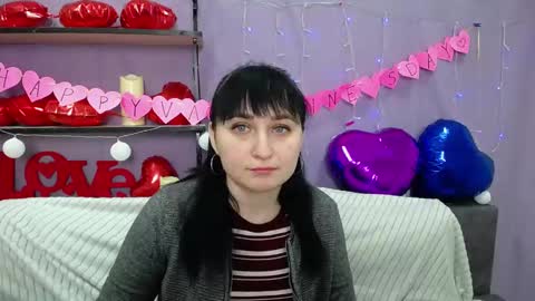 ninaflawlees online show from 02/09/25, 07:09