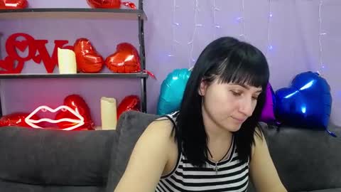 ninaflawlees online show from 03/01/25, 10:21