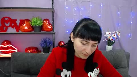 ninaflawlees online show from 03/05/25, 07:17