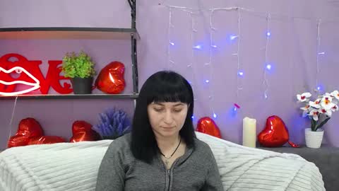 ninaflawlees online show from 03/08/25, 12:44