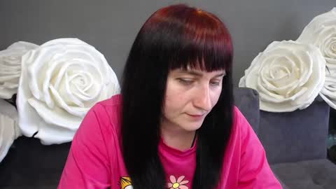 ninaflawlees online show from 09/14/25, 12:04