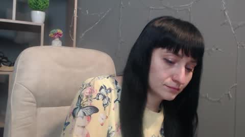 ninaflawlees online show from 11/29/25, 01:14