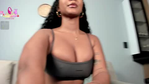 Snapshot of ninag0ld chatting on 04/07/26, 09:26 Nina Sara online show from 04/07/26, 09:26