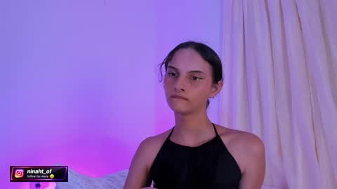 Snapshot of ninahtx chatting on 04/06/26, 10:33 ninahtx online show from 04/06/26, 10:33