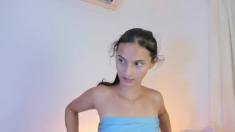 Snapshot of ninahtx chatting on 04/14/26, 09:21 ninahtx online show from 04/14/26, 09:21