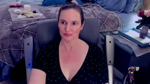 Nina Jaymes online show from 01/19/25, 09:44