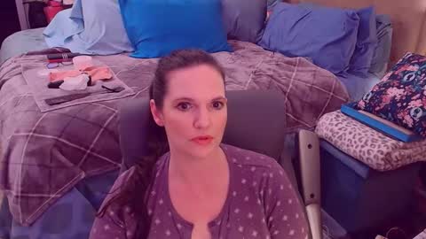 Snapshot of ninajaymes chatting on 12/22/25, 11:46 Nina Jaymes online show from 12/22/25, 11:46