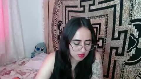 Snapshot of ninakravtz chatting on 10/01/25, 02:56 N I N A online show from 10/01/25, 02:56