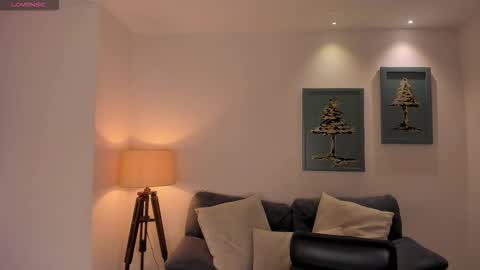  Nina  online show from 03/09/26, 06:45