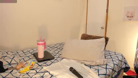 Snapshot of ninamillanx chatting on 02/05/26, 10:25 Nina online show from 02/05/26, 10:25