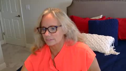 Snapshot of ninanite chatting on 09/29/25, 07:40 ninanite online show from 09/29/25, 07:40