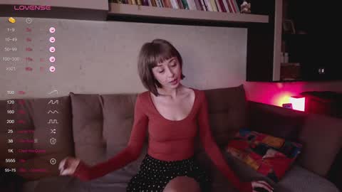 NinaNovalicious online show from 01/15/25, 08:30