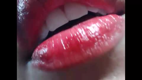 Snapshot of ninapalmer chatting on 03/27/26, 04:51 Ninapalmer online show from 03/27/26, 04:51