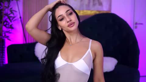 Snapshot of ninasolenne chatting on 10/06/25, 06:38 Ninna online show from 10/06/25, 06:38