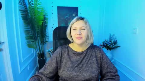 ninastarle online show from 10/15/25, 04:45