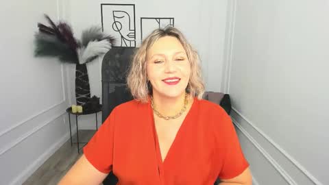 ninastarle online show from 11/14/25, 05:28