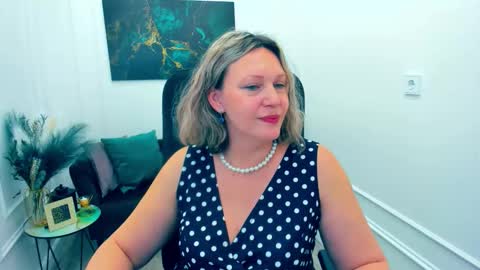 ninastarle online show from 03/21/26, 08:19