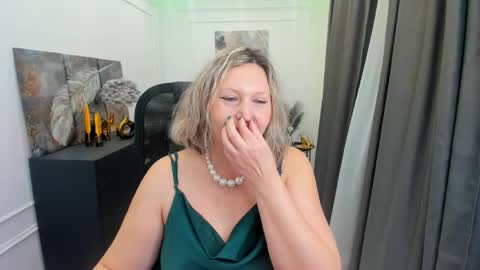 ninastarle online show from 04/02/26, 04:43